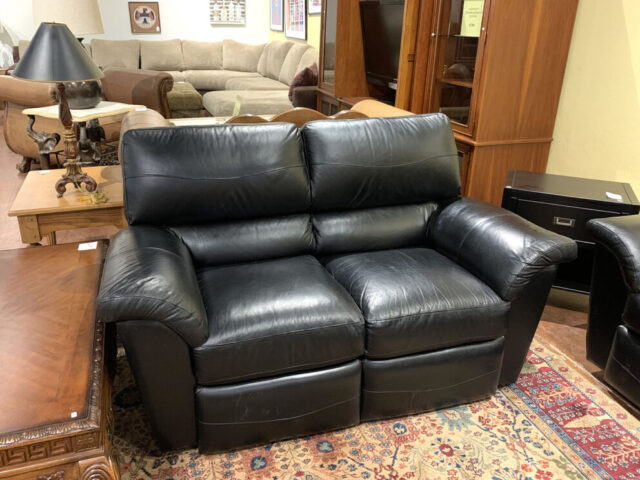 La-Z-Boy Reclining Loveseat